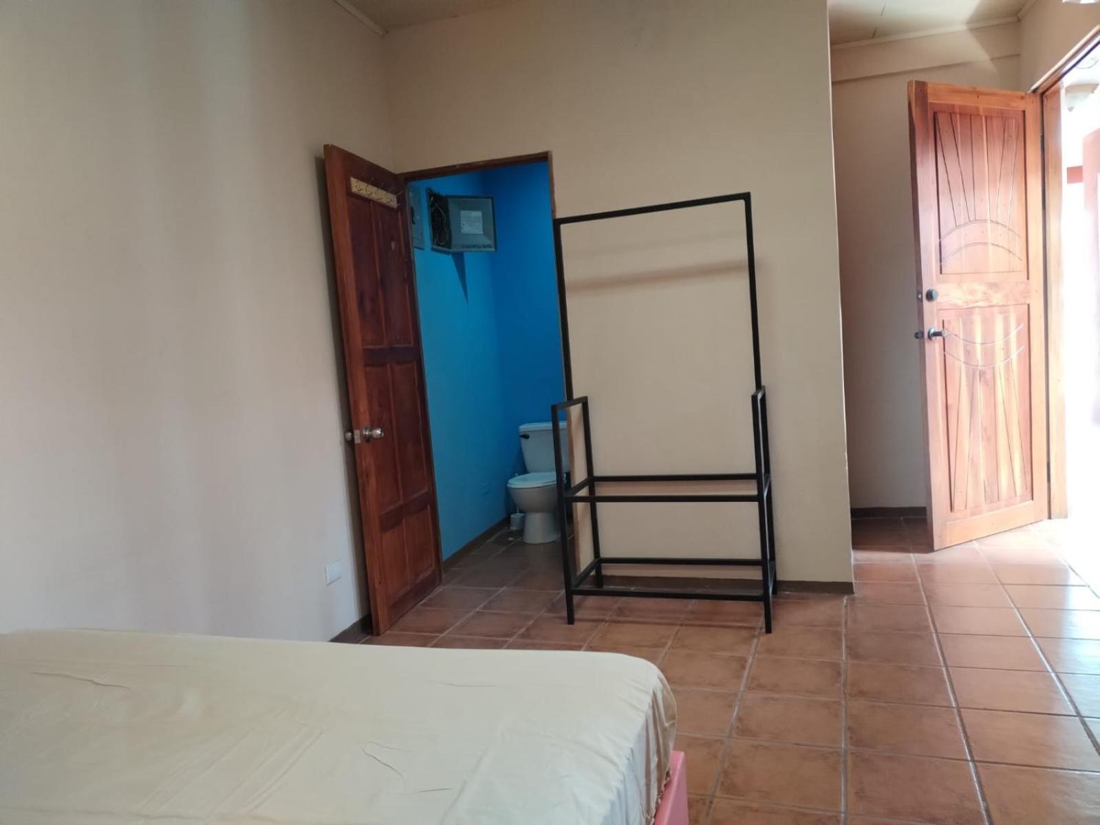 Hospedaje Papalotes Quepos Ngoại thất bức ảnh
