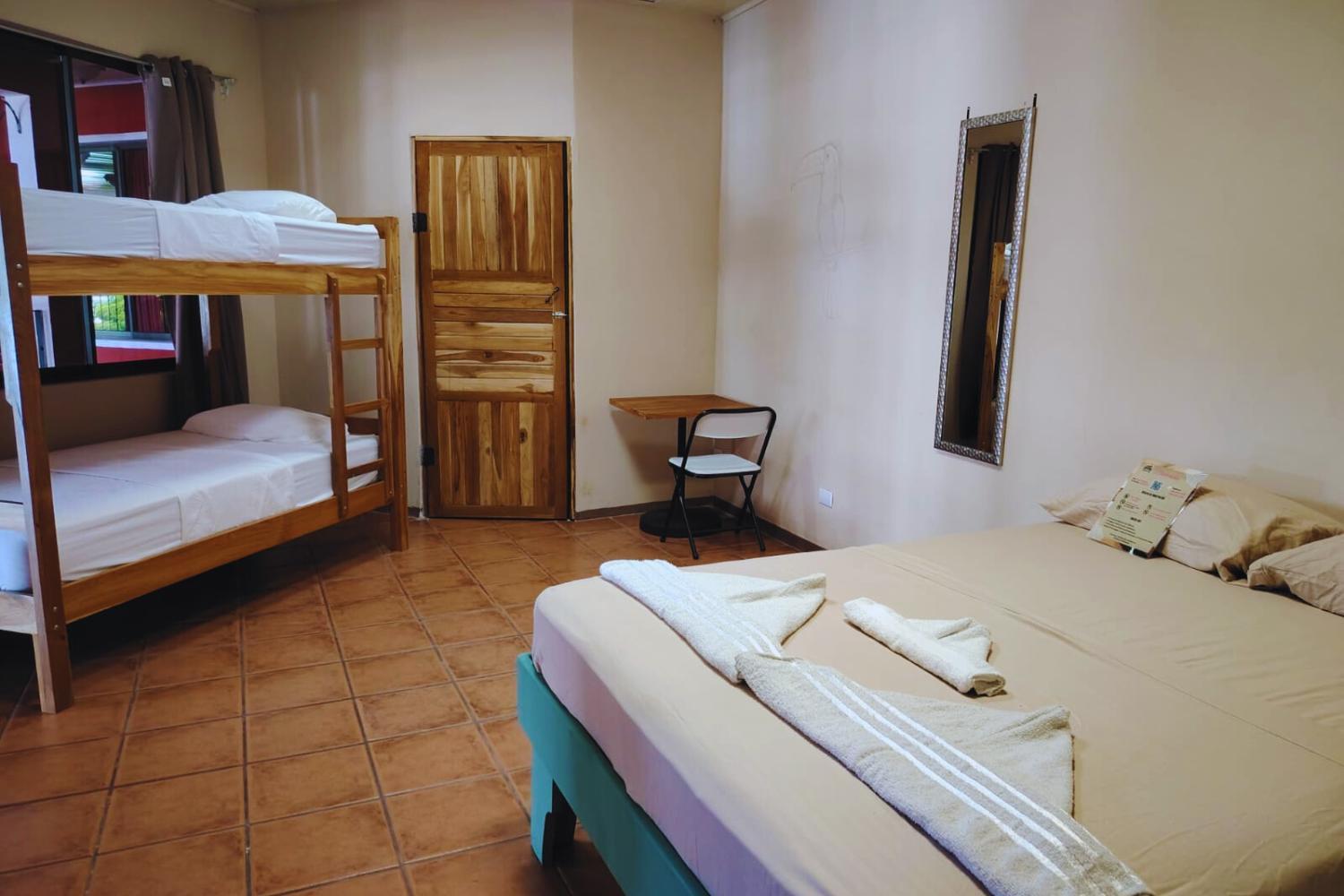 Hospedaje Papalotes Quepos Ngoại thất bức ảnh